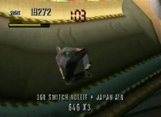 Screenshot Thumbnail / Media File 1 for Tony Hawk's Pro Skater 2 (USA)