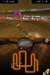 Moto Racer DS (E)(XenoPhobia) Screen Shot